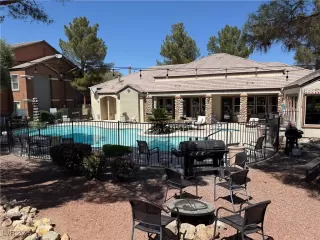 Photo #5: 2681825 Listing