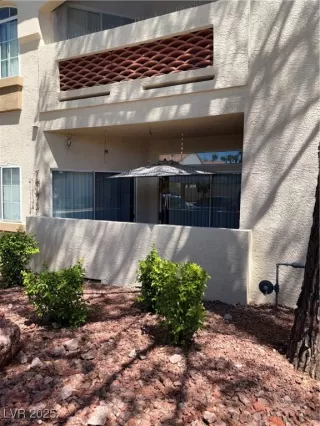 Photo #1: 2681853 Listing