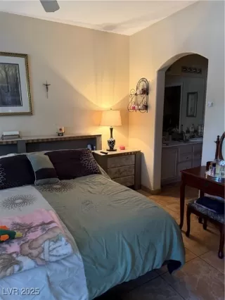 Photo #6: 2681853 Listing