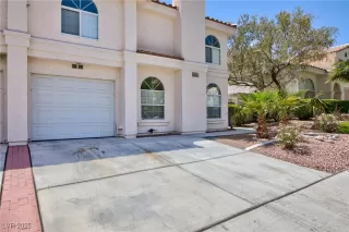 Photo #1: 2681876 Listing 