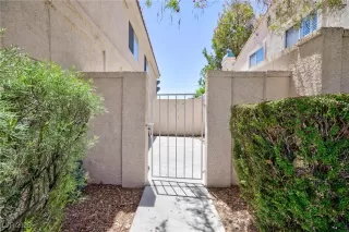 Photo #2: 2681876 Listing 