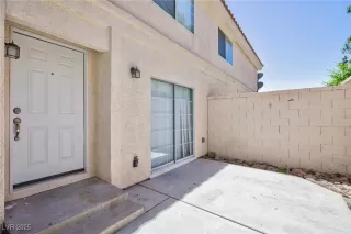 Photo #3: 2681876 Listing 