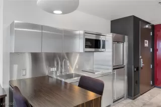 Photo #5: 2681920 Listing 