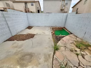 Photo #5: 2681952 Listing 