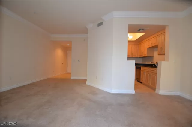 MLS: 2681998 Condo For Sale