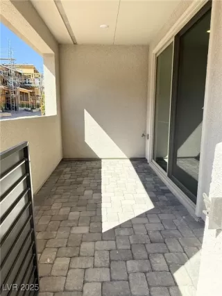 Photo #5: 2682006 Listing