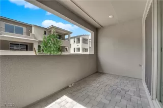 Photo #3: 2682021 Listing