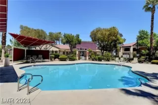 Photo #3: 2682023 Listing