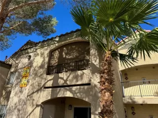 Photo #4: 2682023 Listing