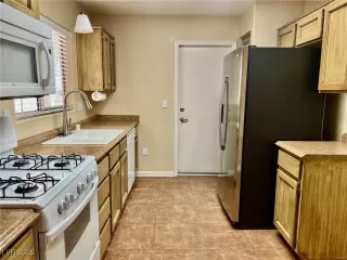 Photo #5: 2682025 Listing 