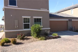 Photo #1: 2682047 Listing 