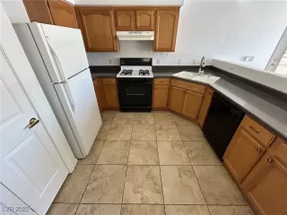 Photo #6: 2682059 Listing 