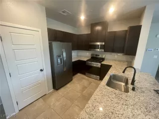 Photo #6: 2682072 Listing 