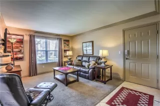 Photo #3: 2682074 Listing