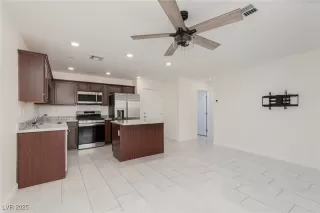 Photo #1: 2682103 Listing 