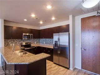 Photo #3: 2682111 Listing 