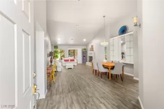 Photo #3: 2682117 Listing