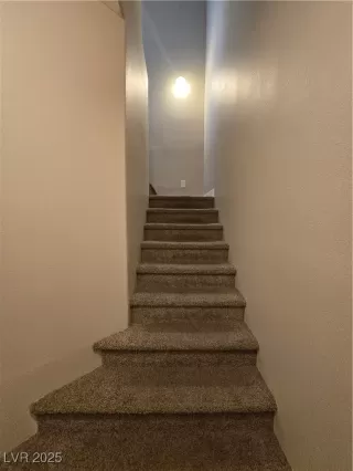 Photo #2: 2682123 Listing 
