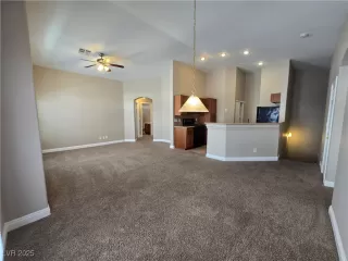 Photo #5: 2682123 Listing 