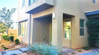 Photo #1: 2682149 Listing 