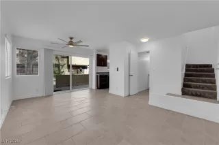 Photo #6: 2682150 Listing 