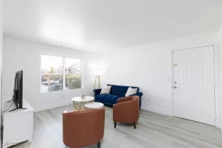 Photo #2: 2682190 Listing