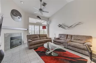 Photo #4: 2682197 Listing