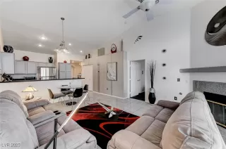 Photo #6: 2682197 Listing