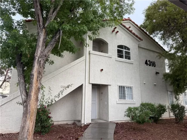 MLS: 2682262 Condo For Sale