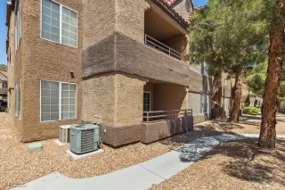 Photo #6: 2682276 Listing