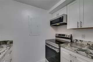 Photo #3: 2682311 Listing