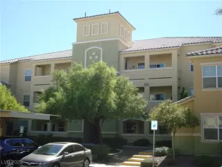 Photo #1: 2682328 Listing 