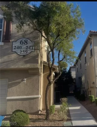 Photo #2: 2682354 Listing 