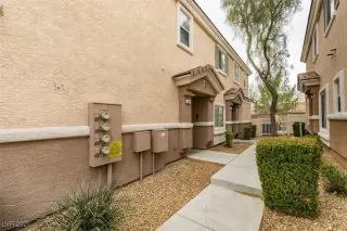 Photo #3: 2682358 Listing 