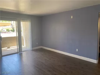 Photo #5: 2682411 Listing 