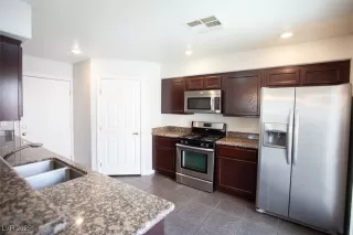 Photo #6: 2682420 Listing 