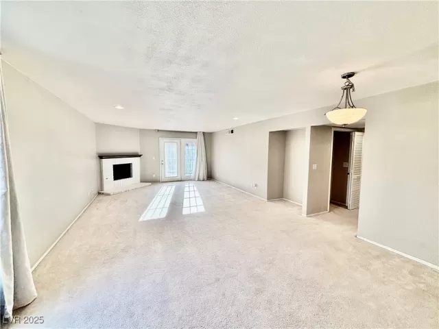 MLS: 2682421 Condo For Sale