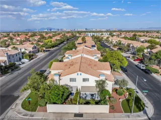 Photo #5: 2682440 Listing