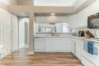 Photo #6: 2682441 Listing 