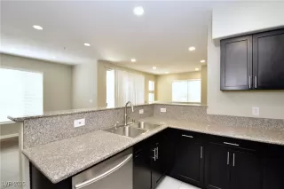 Photo #1: 2682465 Listing 