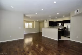 Photo #2: 2682465 Listing 