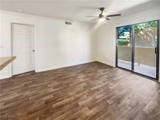 Photo #2: 2682477 Listing