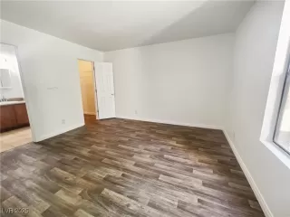 Photo #4: 2682477 Listing