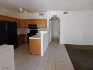 Photo #3: 2682478 Listing