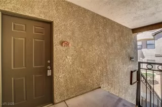 Photo #1: 2682501 Listing