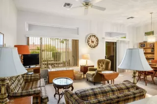 Photo #6: 2682594 Listing