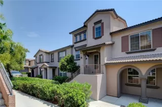 Photo #1: 2682611 Listing 