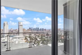 Photo #3: 2682660 Listing 