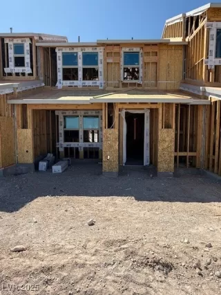 Photo #1: 2682701 Listing 