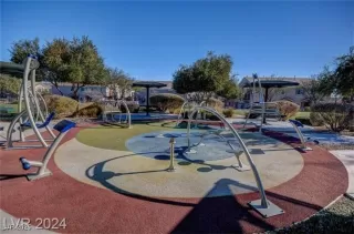 Photo #1: 2682703 Listing 